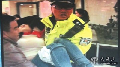 90后交警赵磊和他的战友们用青春守护百姓平安